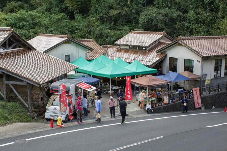 やきもの祭の会場